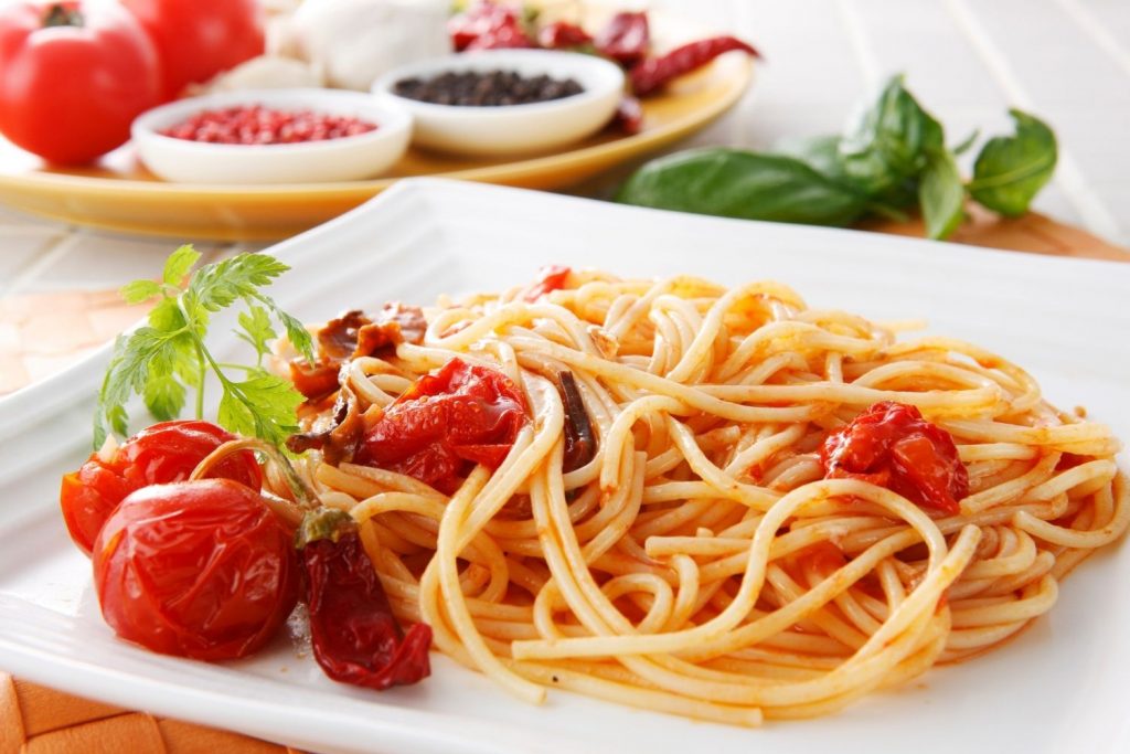 włoski makaron spaghetti