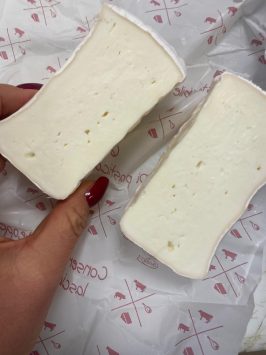 Ser Pecorino a&nbsp;crosta fiorita „Cupido”