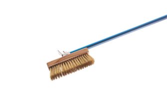 Regulowana szczotka do&nbsp;pieca ze&nbsp;skrobakiem